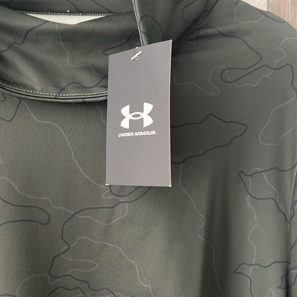 NEW Under Armour Loose fit Funnel Neck Cold Gear (XXL) - Picture 2 of 7